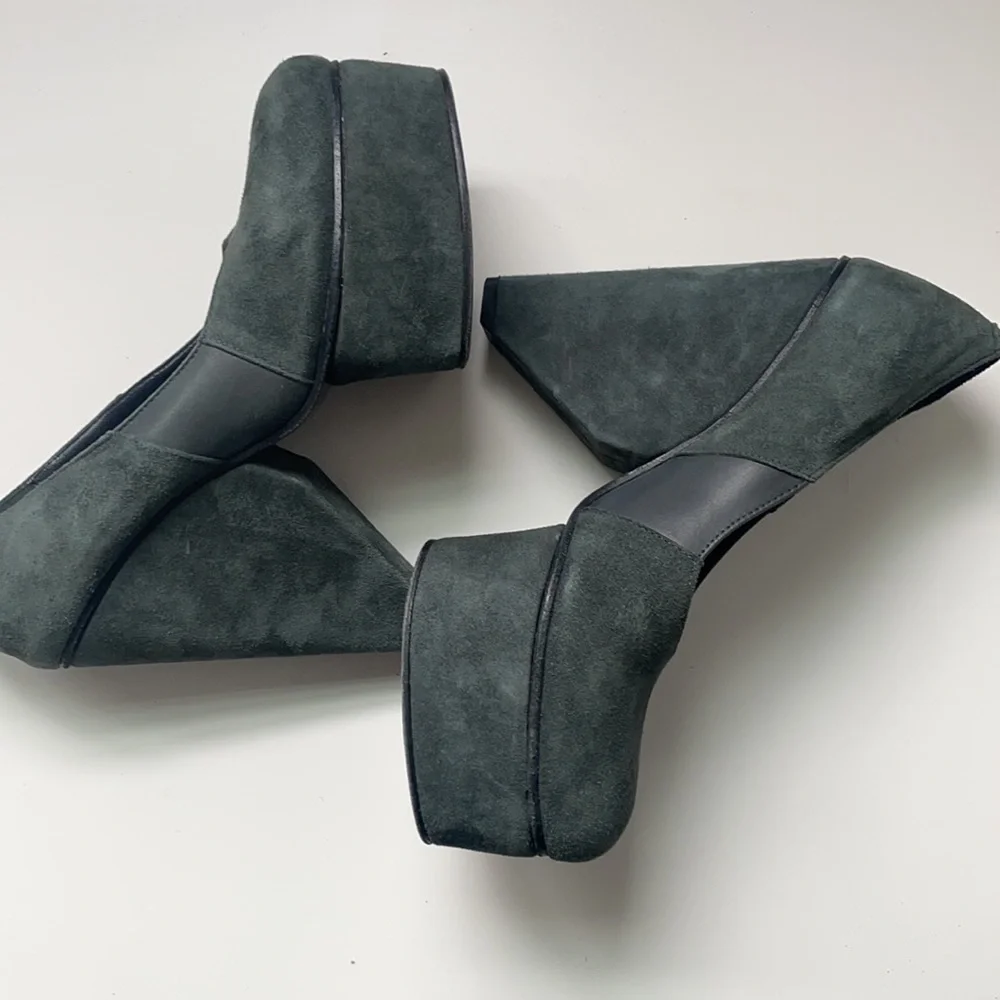 Surface To Air‎ Designer Platform Grey Suede Pumps Size 37